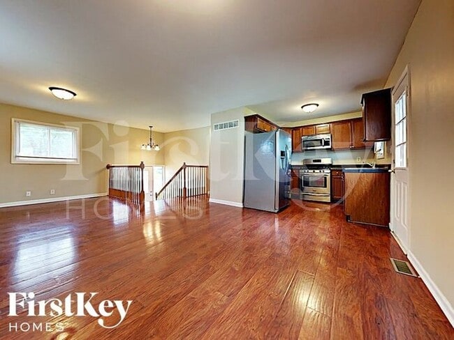 Building Photo - 1154 Rathbone Ave