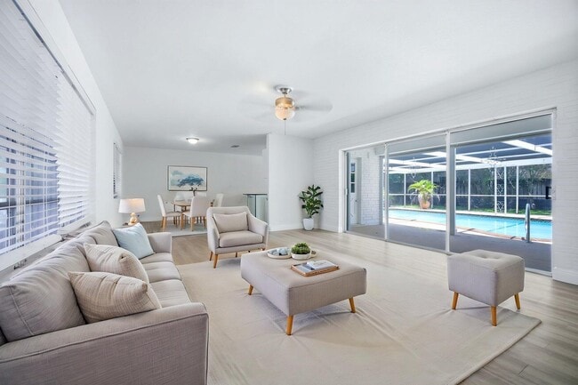 Building Photo - 321 E Chaminade Dr