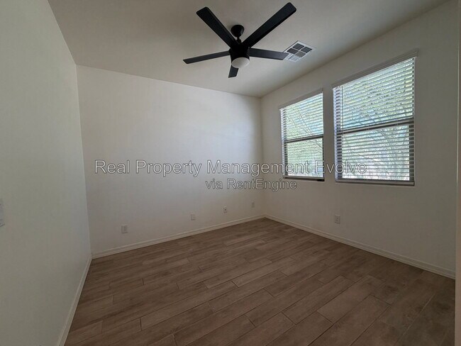 Building Photo - 5731 W Encinas Ln