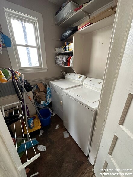 Building Photo - 87 Gardner St