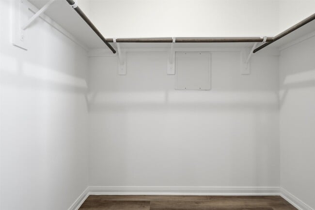 Building Photo - 9912 A Clark Rd