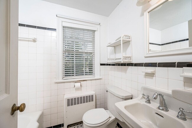 Building Photo - Traditional Cape Cod Charm Meets Henrico C...