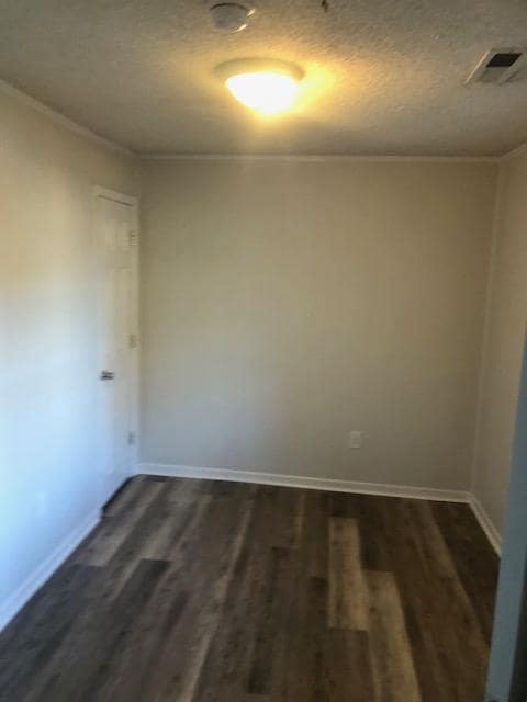 Building Photo - 9 Robbins Cir