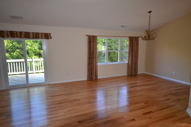 Building Photo - 39B Jacobs Way Dr