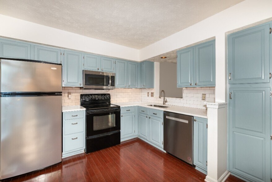 Building Photo - 1016 Chestnut Haven Ct