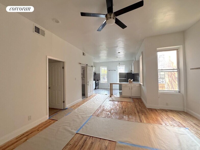Building Photo - 656 MacDonough St