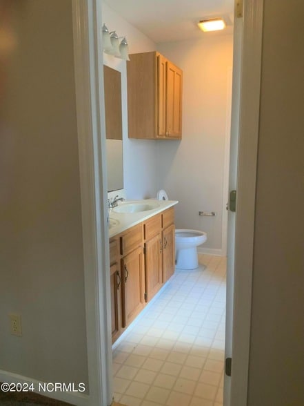 Building Photo - 30 Winchester Rd