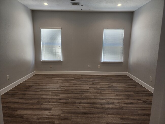 Building Photo - 11418 Carla St