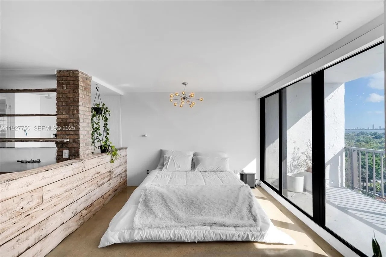 Building Photo - 5701 Biscayne Blvd