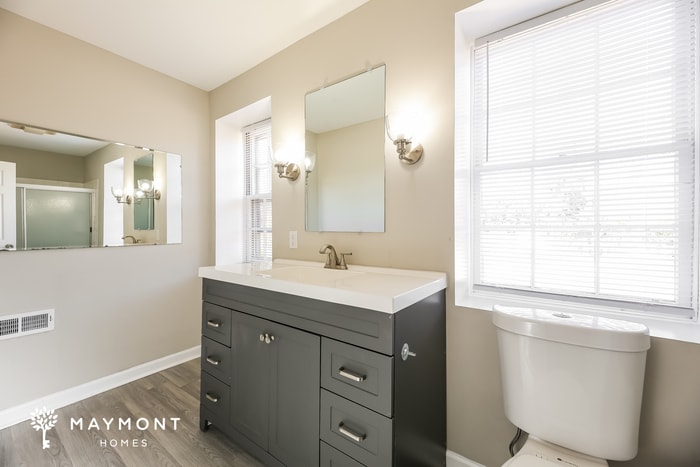 Building Photo - 107 Meadowbrook Dr