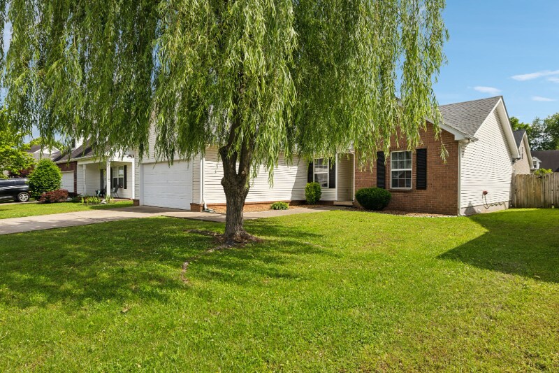Building Photo - 163 Lansdan Dr