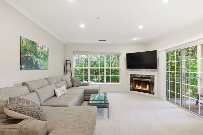 Building Photo - Charming 3BD/2BA in Island Creek