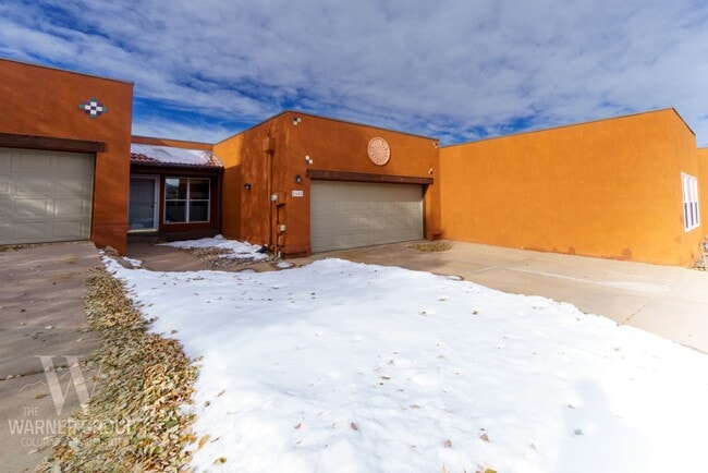 Primary Photo - 2652 Thrush Grove
