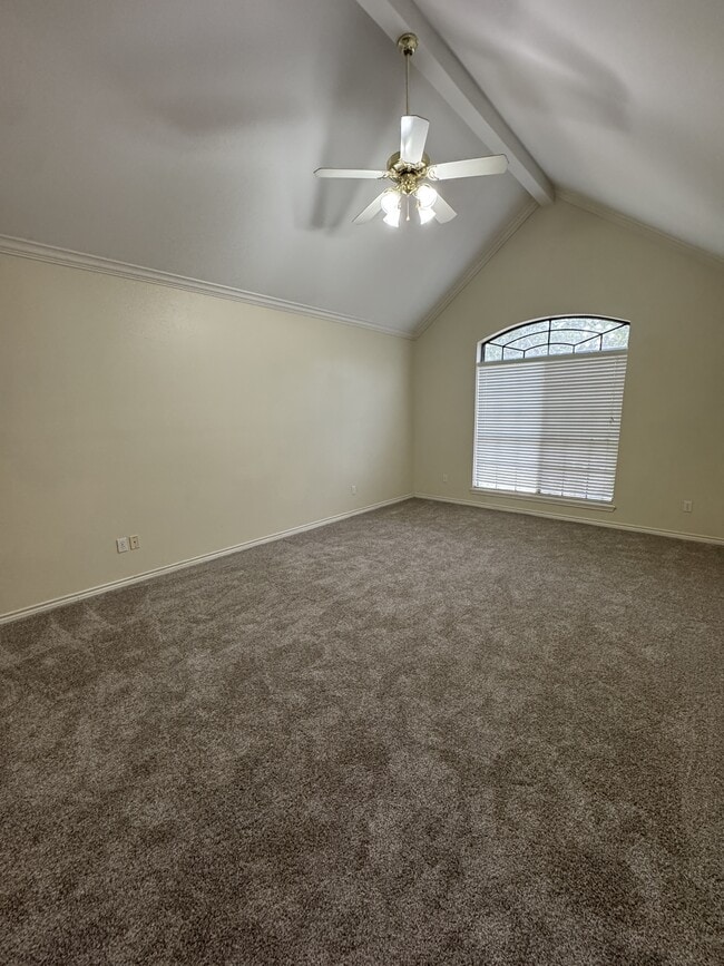 Building Photo - 7033 Bevington Dr
