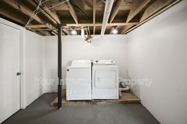 Building Photo - 959 Dill Ave SW