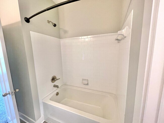 Building Photo - Beautiful Condo! Views & Nature from Every Window! Pet Friendly! Required Insurance & Air Filters...