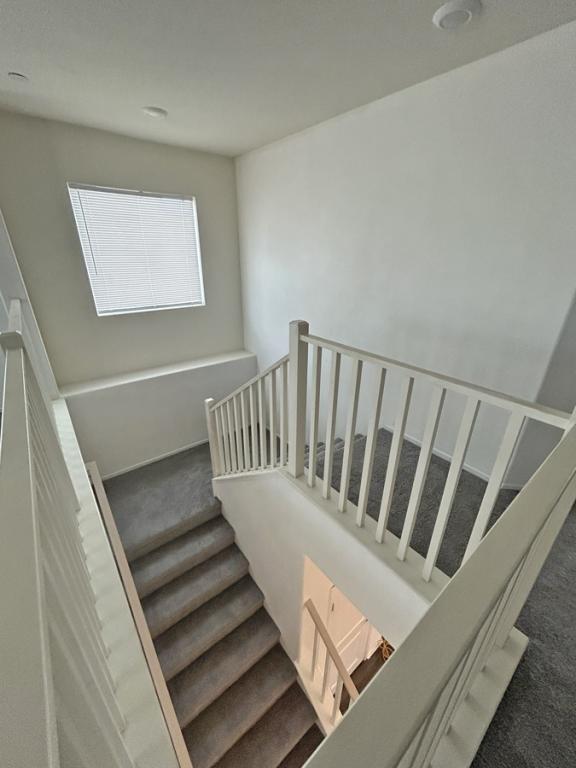 Building Photo - 13050 Oakwood St