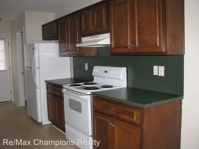 Building Photo - 3 br, 2 bath House - 711 Pine Hill Court