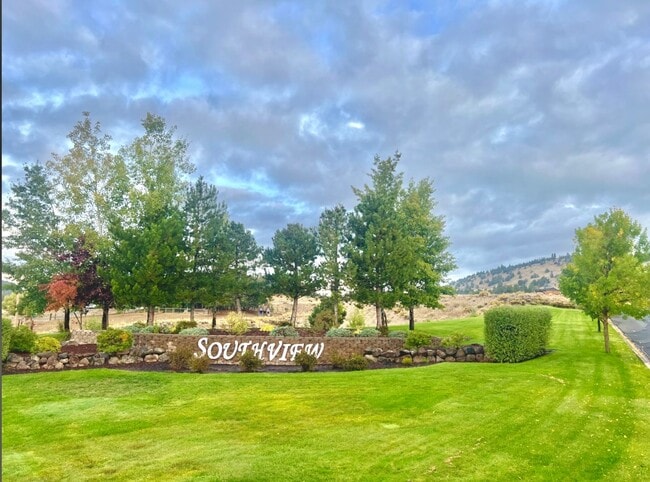 Building Photo - BRAND NEW 3 Bedroom, 2 bath Home