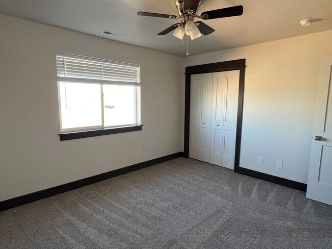 Building Photo - 2021 Windjammer Wy