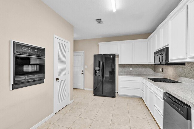 Building Photo - 14699 McCaleb Rd