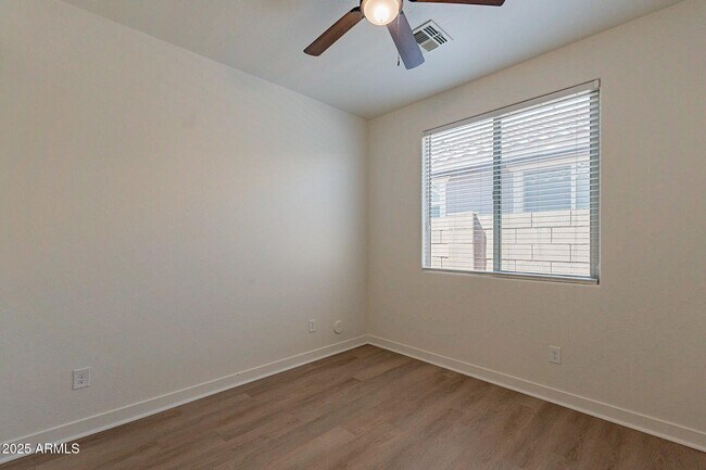 Building Photo - 3742 S 64th Dr