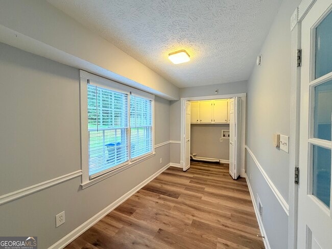 Building Photo - 315 Hardscrabble Rd