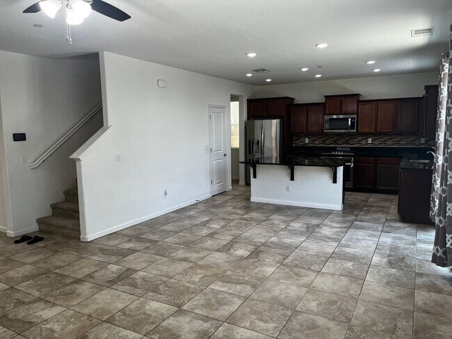 Building Photo - Excellent Witney Ranch 4 Bedroom, 3 Bathroom Home in Whitney Ranch for Rent.