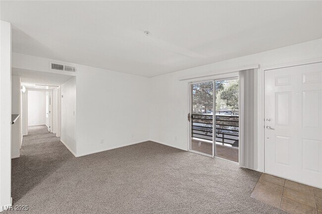 Building Photo - 2100 Jetty Rock Dr