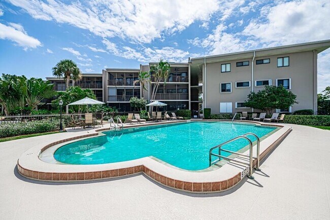 Building Photo - 3605 S Ocean Blvd