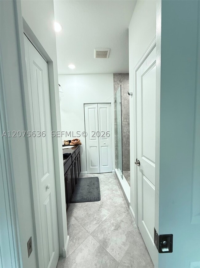 Building Photo - 4260 Brookgreen Sq