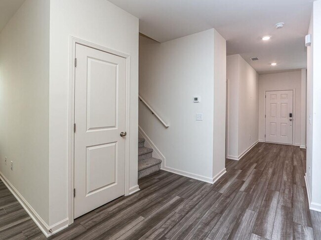 Building Photo - 78 Elmarry Ln