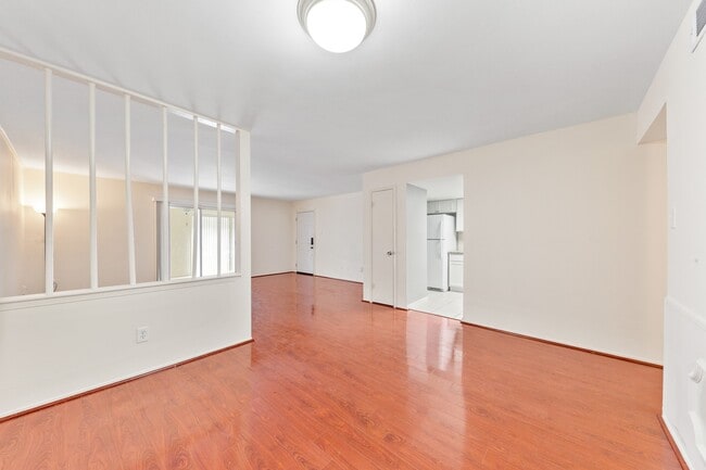 Building Photo - 12633 Memorial Dr