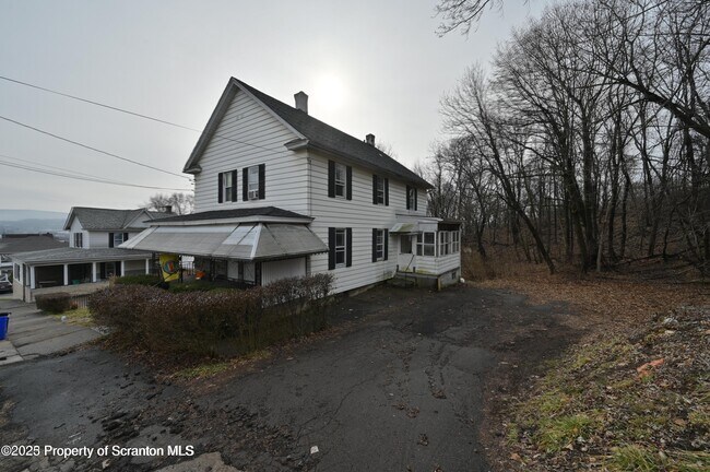 Building Photo - 1309 Wood St