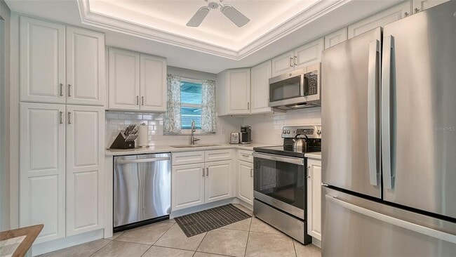 Building Photo - 2657 Riverbluff Pkwy