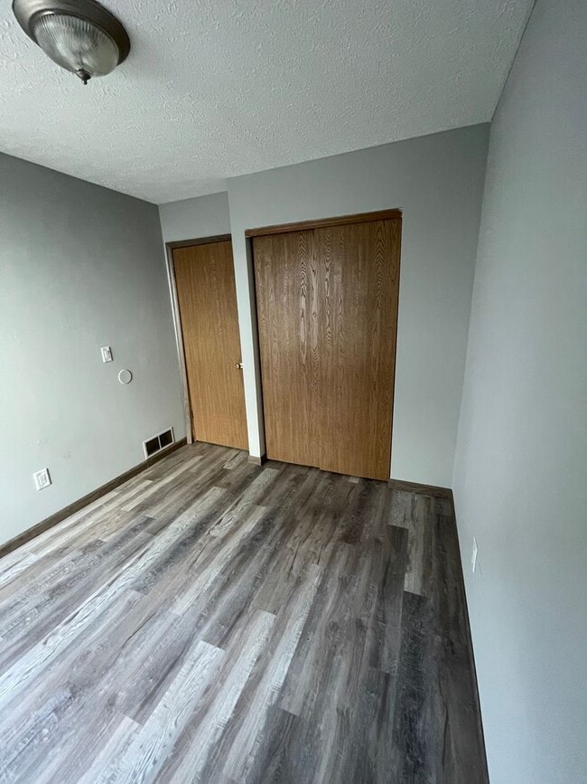 Building Photo - 72 Chittenden Ave