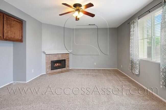 Building Photo - Charming 4 Bedroom, 3 Bathroom Home in Murrieta with Spacious Layout & Bright Interiors