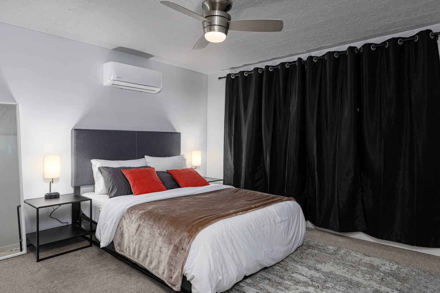 Building Photo - 9465 S Streatham Rd