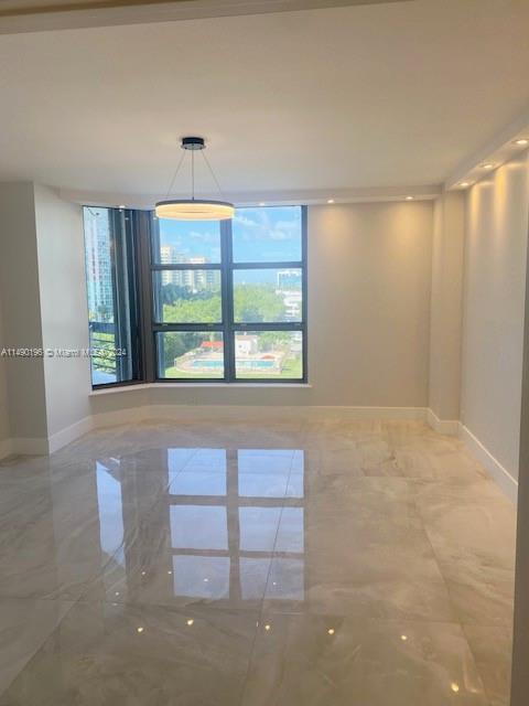 Building Photo - 3530 Mystic Pointe Dr