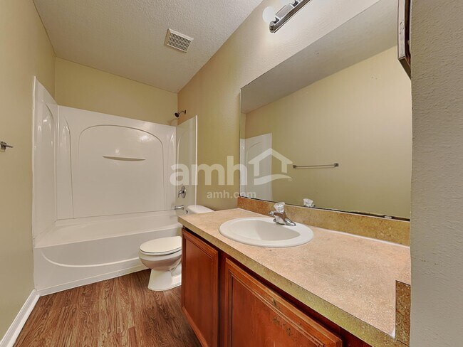 Building Photo - 15260 Perdido Dr