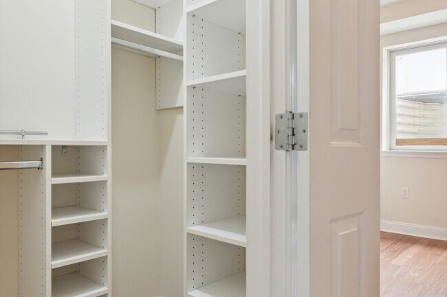 Building Photo - 1733 N Gratz St