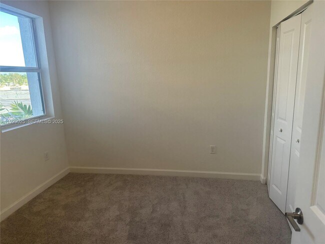 Building Photo - 17904 SW 358th St