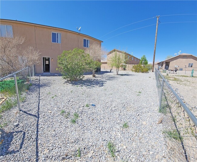 Building Photo - 1971 Teepee Rd
