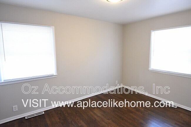 Building Photo - 8107 E 89th Ter