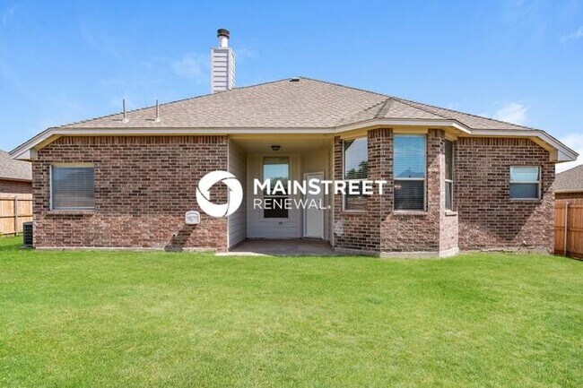 Building Photo - 3 Bedroom Pet-Friendly Home in Edmond, OK with Main Street Renewal