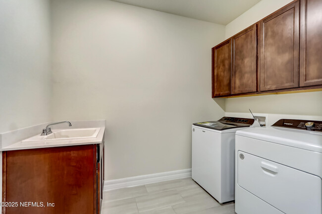 Building Photo - 14718 Lattice Ct