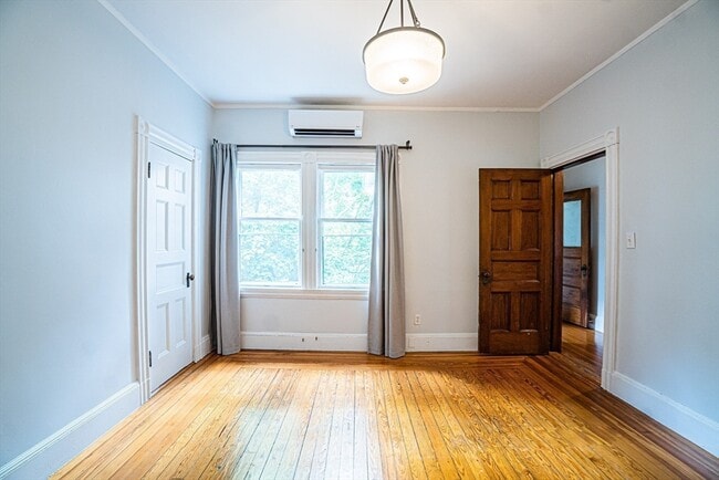 Building Photo - 18 Whittier St