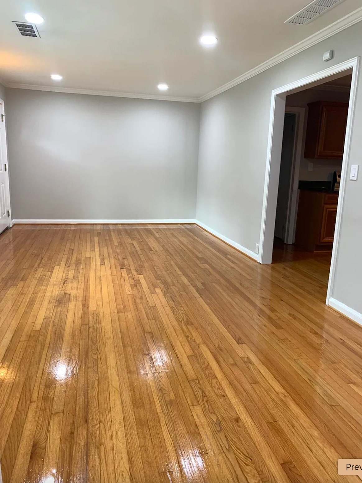 Building Photo - 864 Shadowridge Dr SE