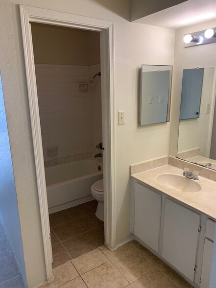 Building Photo - 7200 T C Jester Blvd