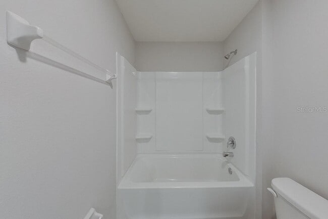 Building Photo - 8584 SW 44th Ct